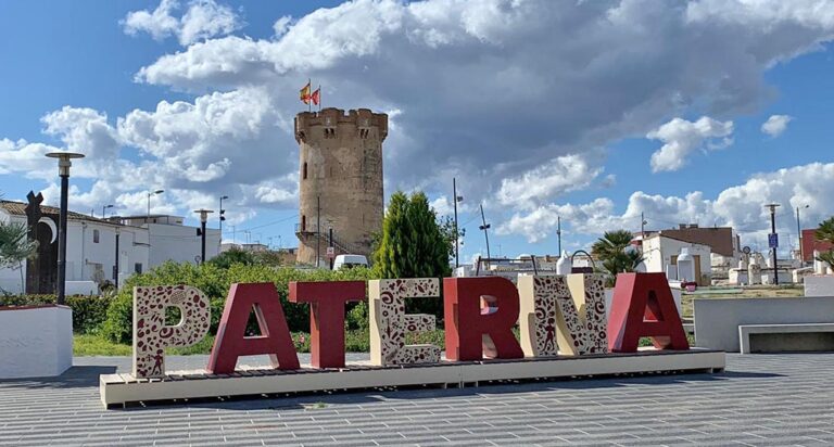 Paterna pide el “autoconfinamiento voluntario” y endurece al máximo las restricciones para proteger a su población