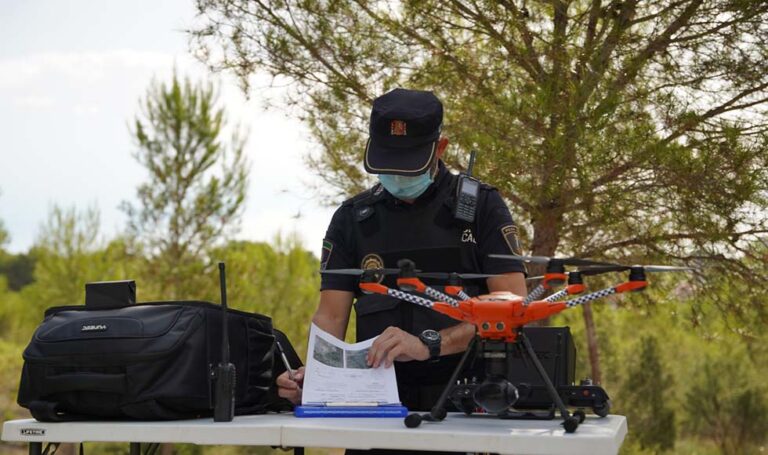 Paterna vigilará con drones el término municipal en su segundo fin de semana de cierre perimetral