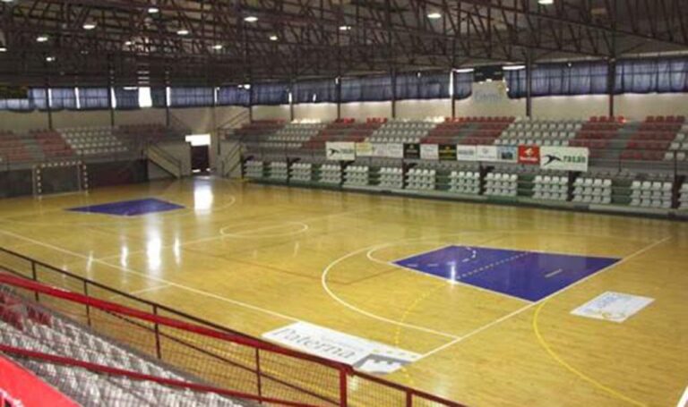 Paterna prepara todos sus polideportivos y grandes espacios para la vacunación masiva de paterneros