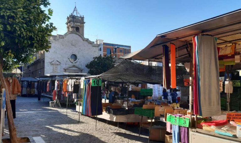 Paterna amplia la suspensión de la tasa de ocupación de vía pública del mercadito ambulante