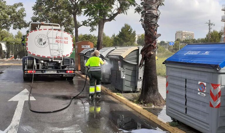 Paterna concluye la campaña de limpieza intensiva tras dos meses recorriendo todos los barrios de la ciudad