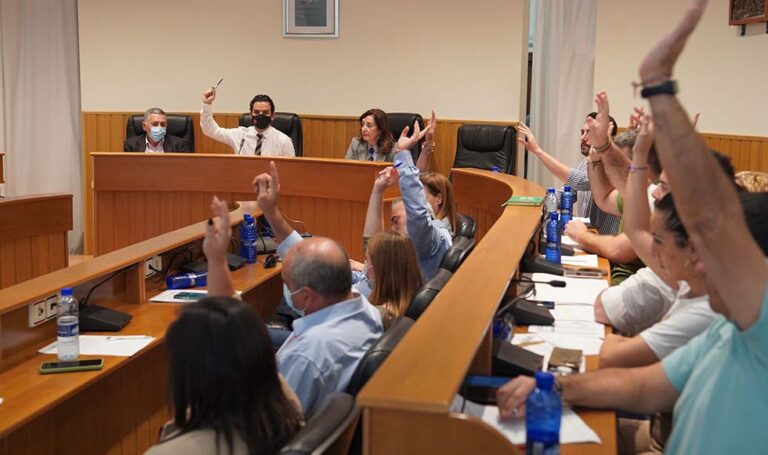 Aprobados los presupuestos 2023 de Paterna que acaban con toda la deuda municipal