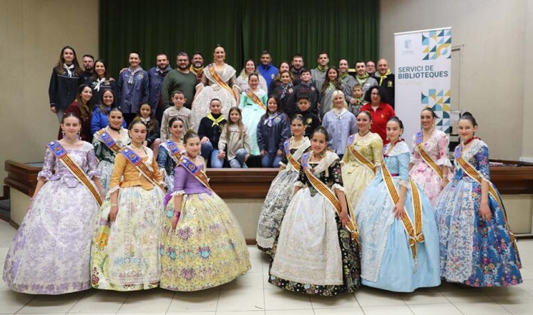 Las bibliotecas de Paterna reciben los Llibrets de las Fallas 2023