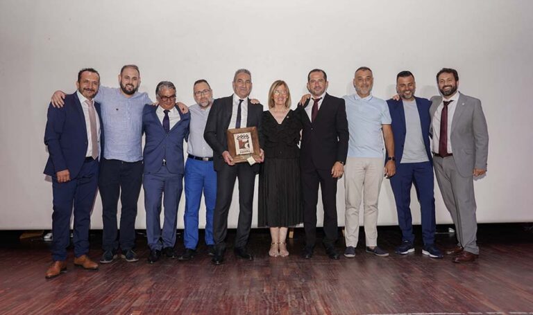 Raxida y Corsarios son premiadas como mejores comparsas del 2022 en una espectacular Gala