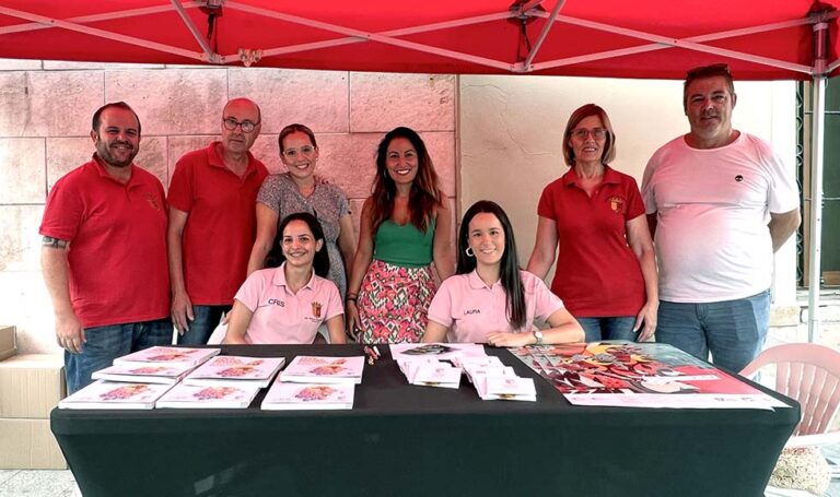 El Ayuntamiento de Paterna pone a la venta su Libro de Fiestas Mayores 2023 en beneficio de la Junta Local del Cáncer