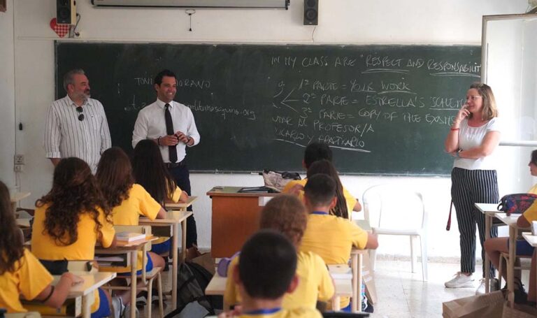 Un total de 16.794 estudiantes inician el nuevo curso escolar en Paterna