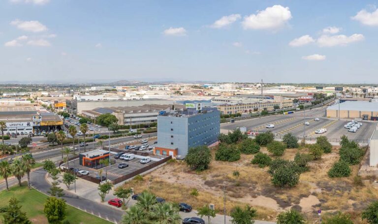 Paterna invertirá más de 1.544.000 euros en 2024 para la mejora y modernización de sus áreas empresariales