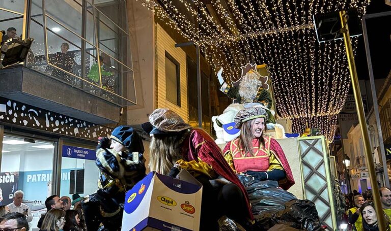 Paterna recibe esta tarde a los Reyes Magos con una Cabalgata llena de tradición, fantasía y espectáculo